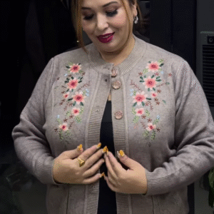 Embroidered Floral Cardigan β Elegant Warmth with Everyday Comfort πΈπ§₯